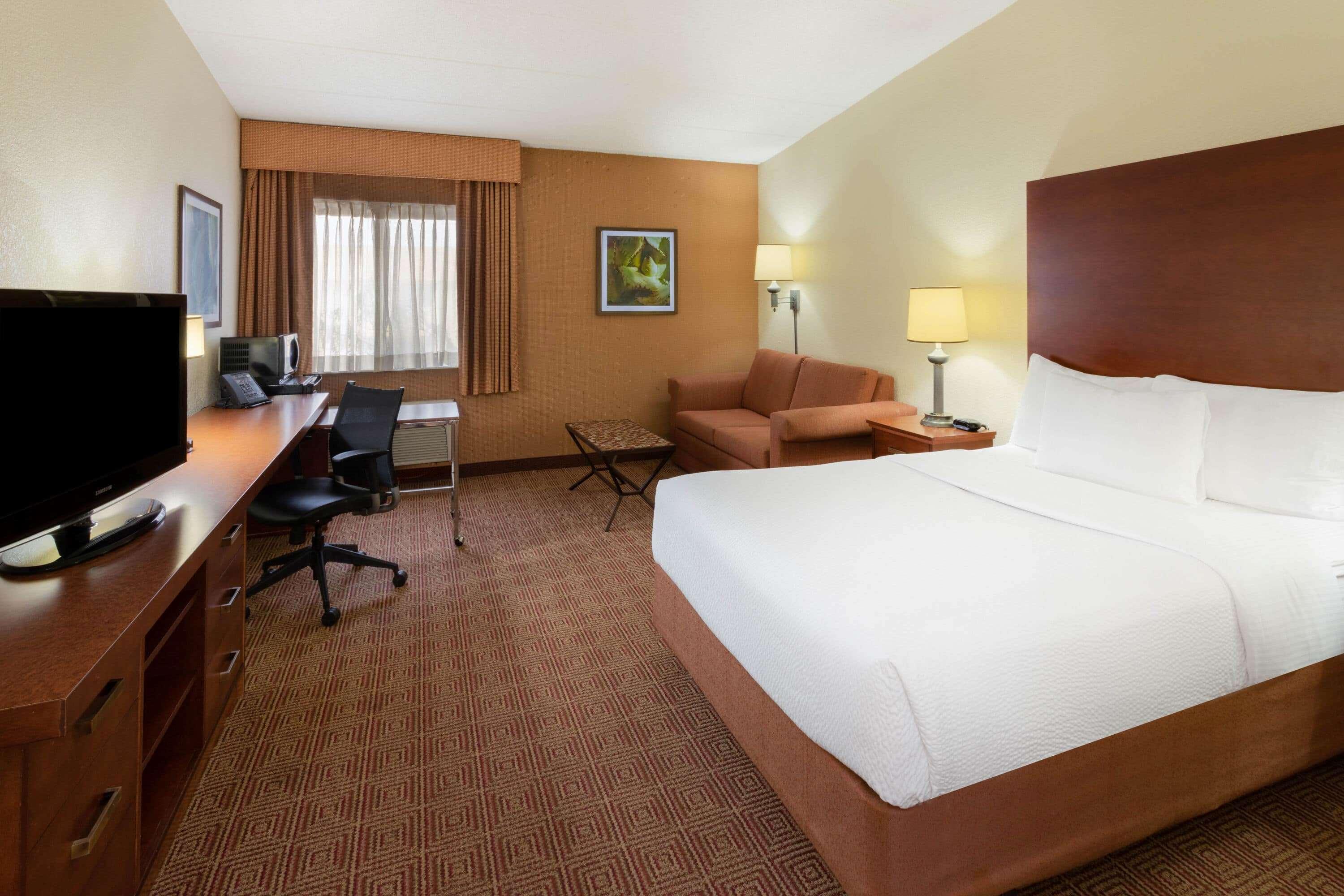 La Quinta Inn By Wyndham Minneapolis Airport Блумингтон Экстерьер фото