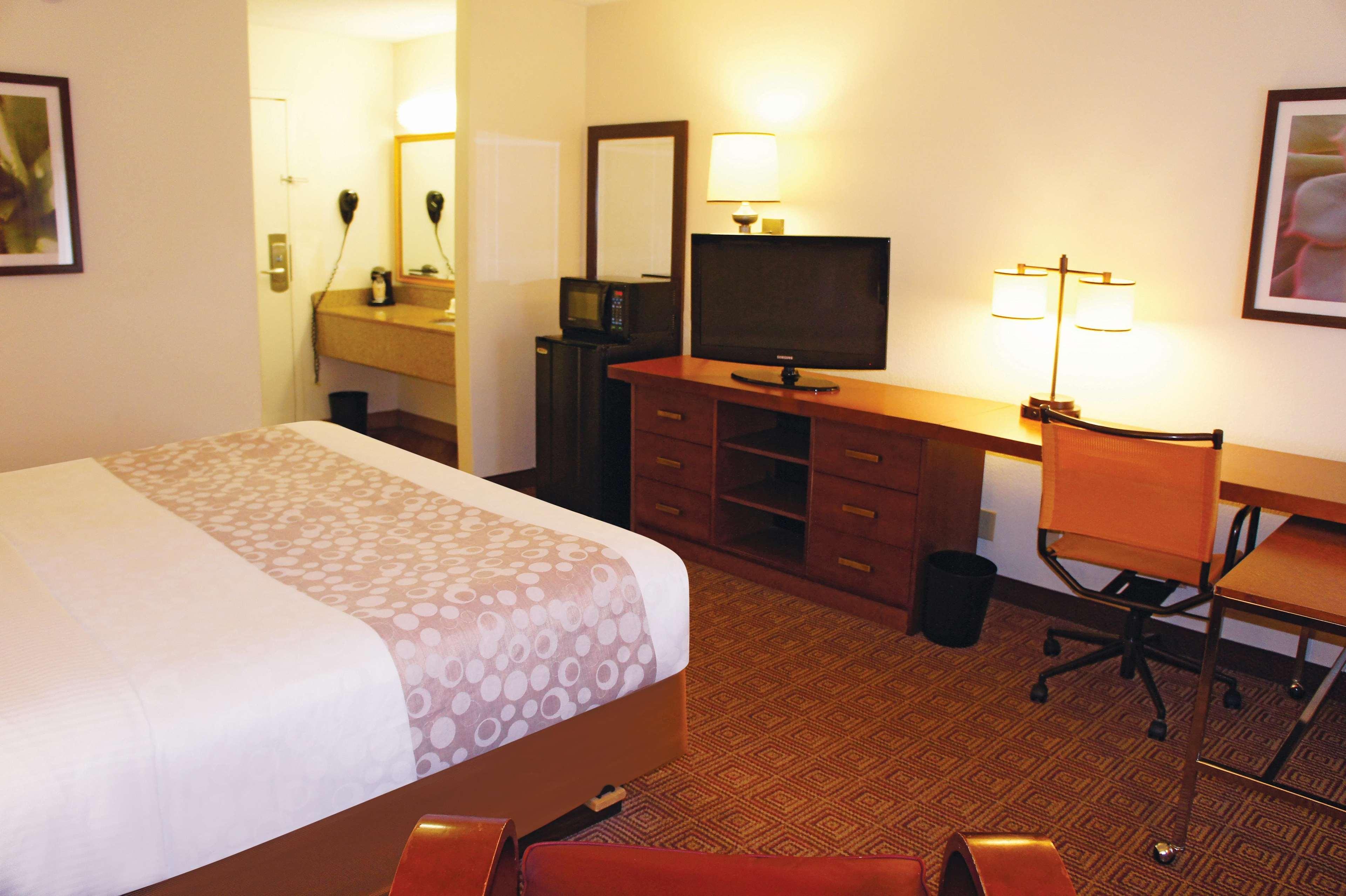 La Quinta Inn By Wyndham Minneapolis Airport Блумингтон Экстерьер фото