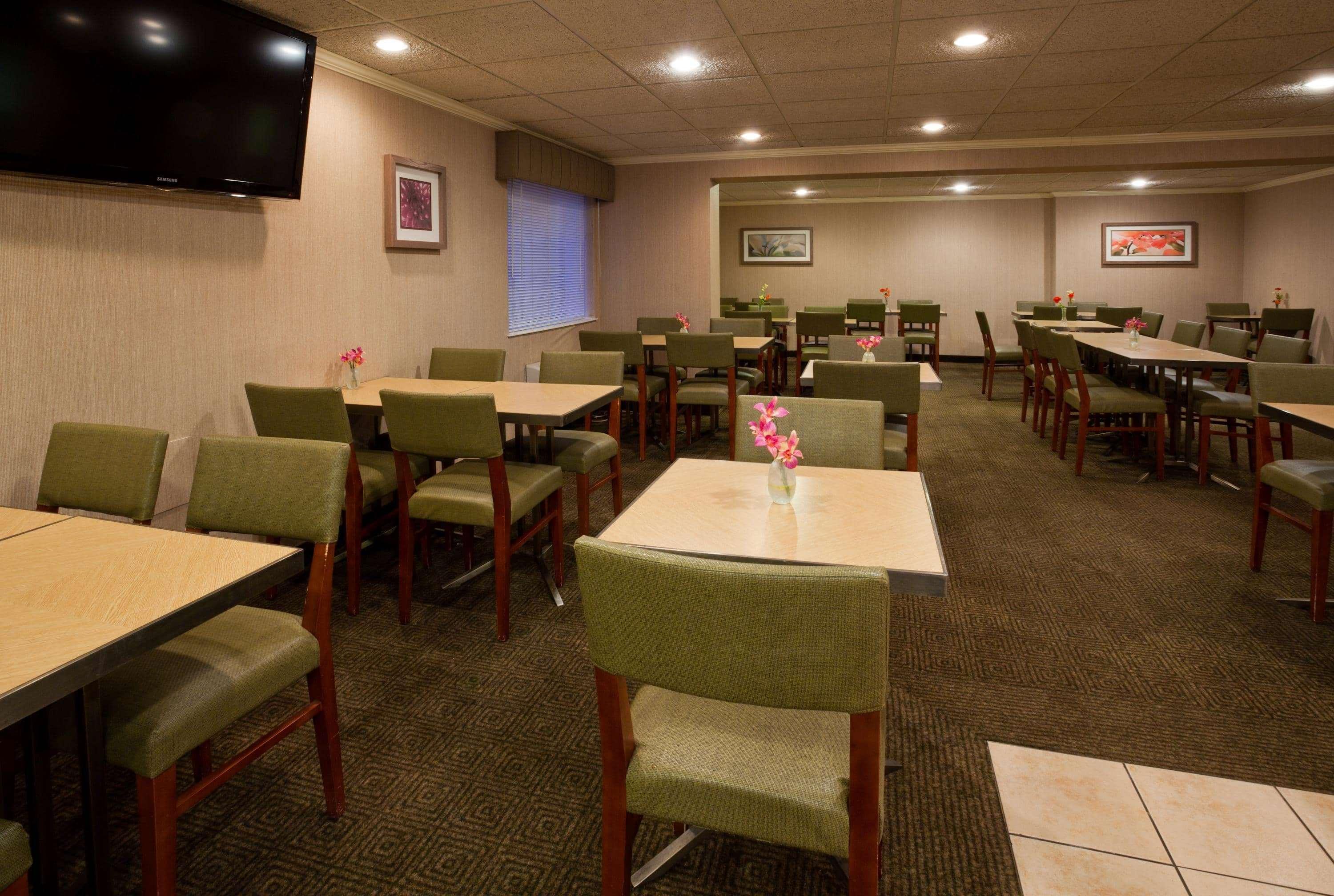 La Quinta Inn By Wyndham Minneapolis Airport Блумингтон Экстерьер фото