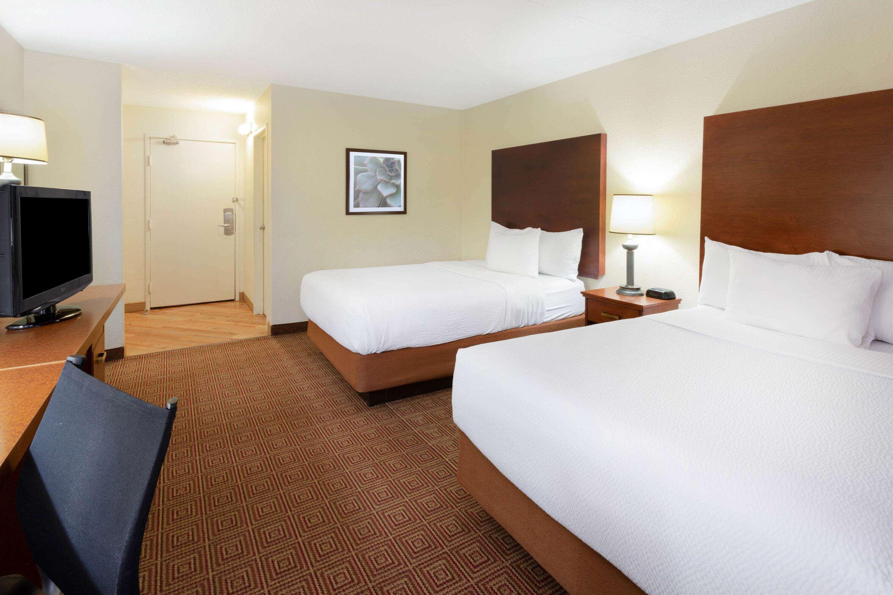 La Quinta Inn By Wyndham Minneapolis Airport Блумингтон Экстерьер фото