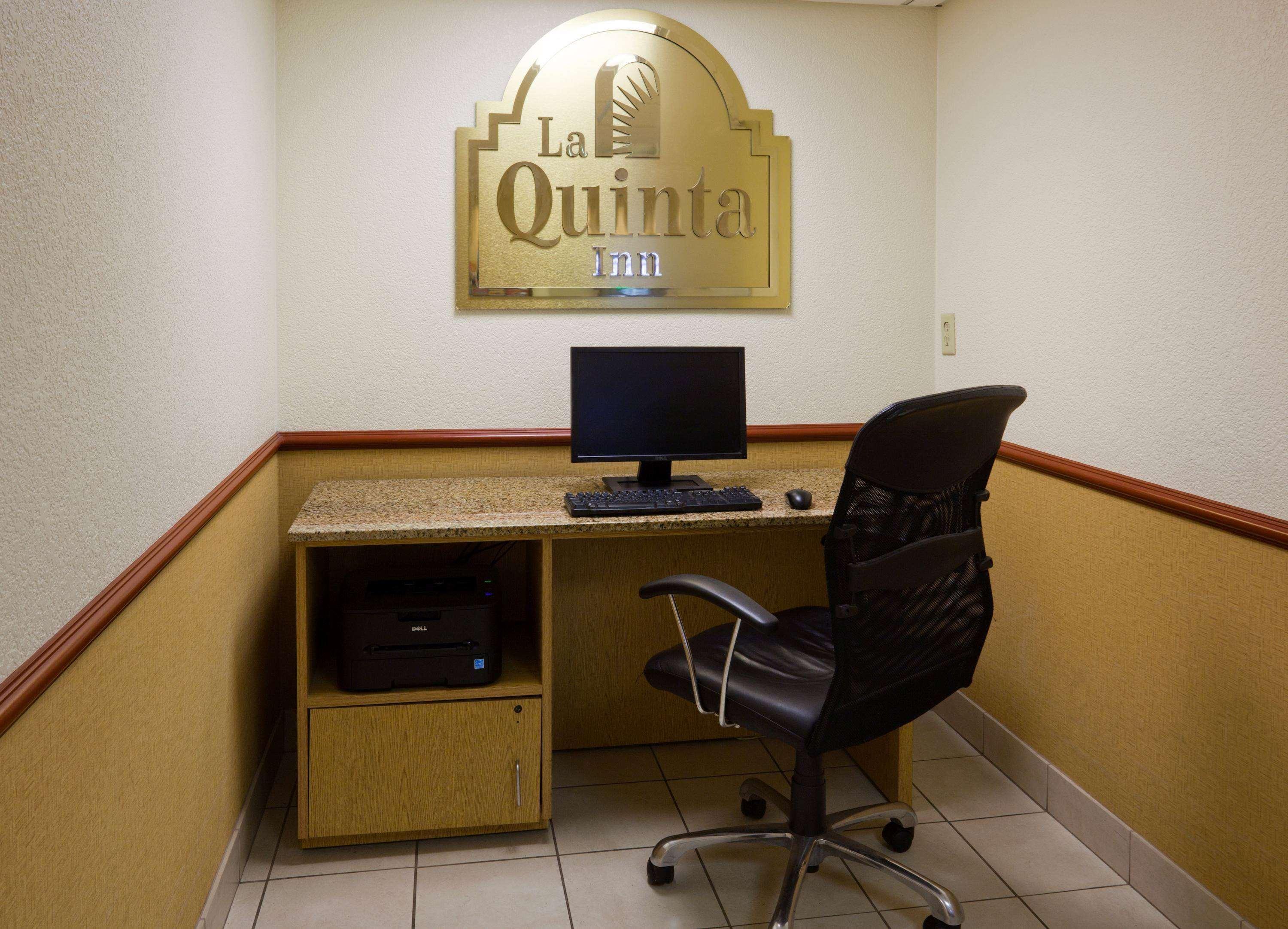La Quinta Inn By Wyndham Minneapolis Airport Блумингтон Экстерьер фото
