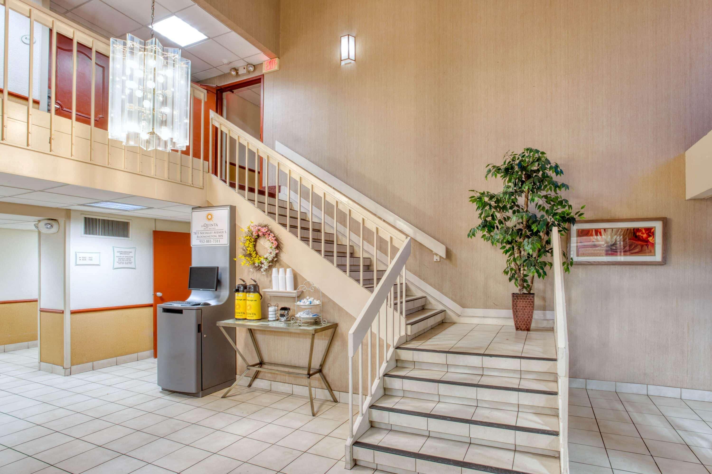 La Quinta Inn By Wyndham Minneapolis Airport Блумингтон Экстерьер фото